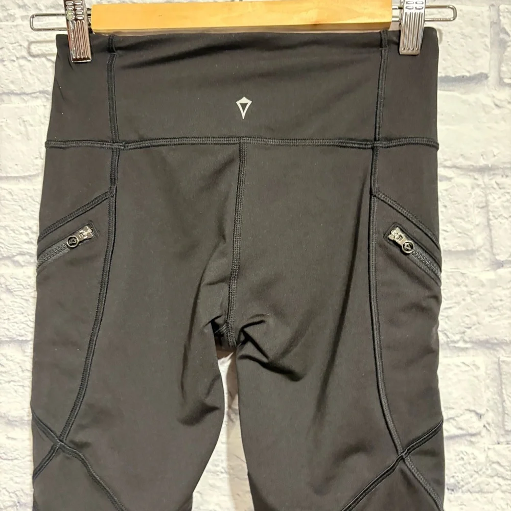 Ivivva by Lululemon Black Mesh Leggings with Striped Waistband Size 12 - Picture 6 of 9